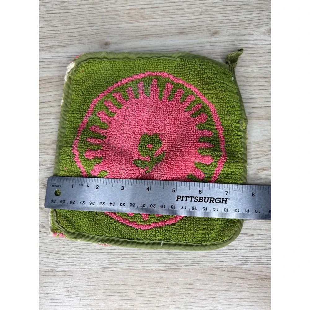 Vintage Pink Green Terry Cloth Potholder Retro Sunburst Floral Reversible 7.5in